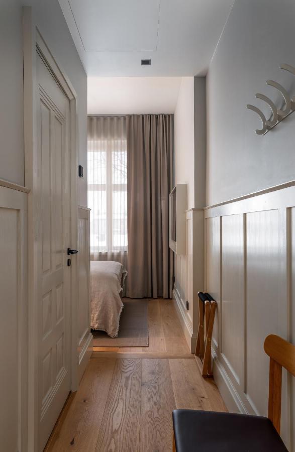 Runo Hotel Porvoo Ngoại thất bức ảnh A bedroom at the hotel