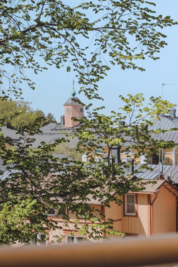 Runo Hotel Porvoo Ngoại thất bức ảnh The tower of the former church of Saint-Pierre
